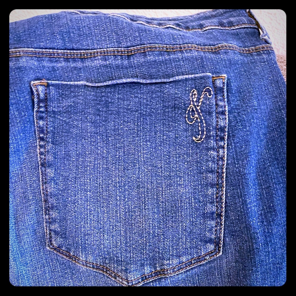 Curvy boyfriend jeans